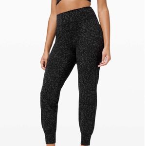 Lululemon Align Jogger 6 Wild Thing Camo Deep Coal Multi